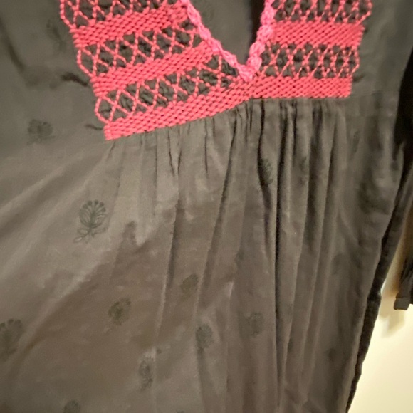 Boho Lightweight 🇦🇷Rapsodia brand black and magenta embroidered Long Tunic - Picture 10 of 11